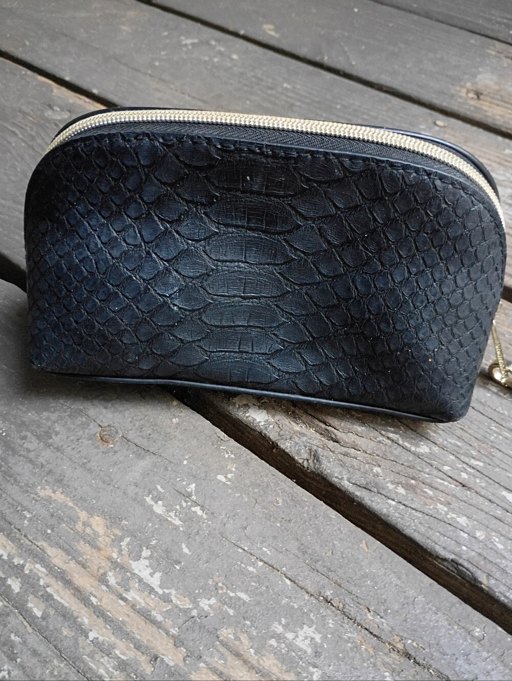 Victoria's Secret Croc-Embossed Black Wristlet - Picture 3 of 7